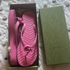 Gucci pink tropical slides